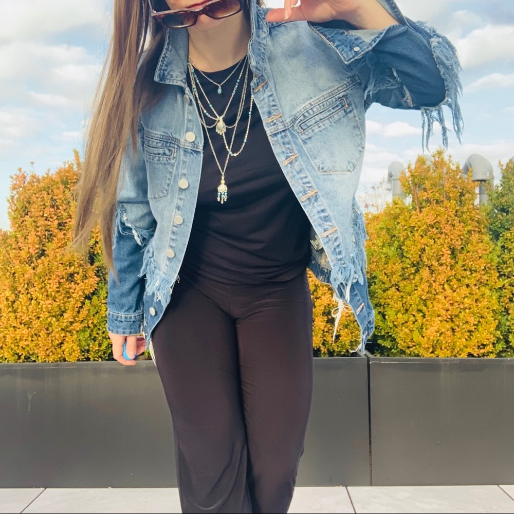 Blank NYC Fringed Distressed Two Denim Jacket One - Picture 16 of 16
